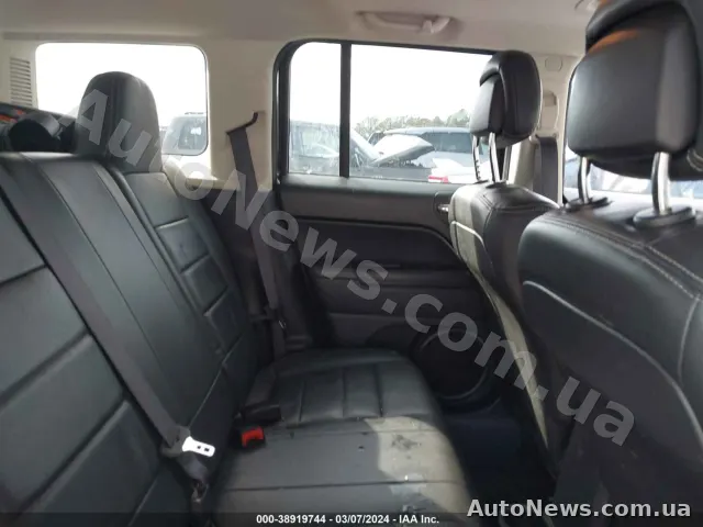 2017 Jeep Patriot — zdjęcie 8 (iaai)