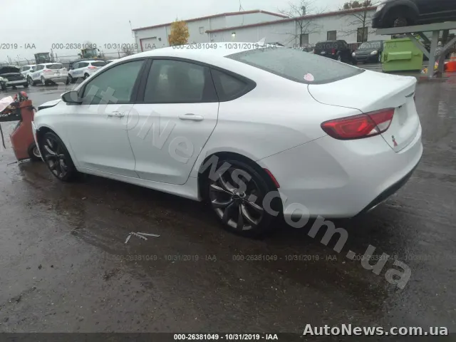 2015 Chrysler 200 — photo 3 (iaai)