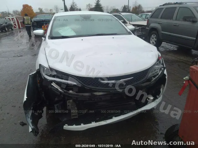 2015 Chrysler 200 — photo 6 (iaai)