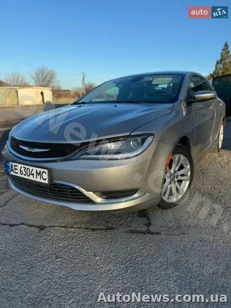 2014 Chrysler 200 — фото 4 (autoria)
