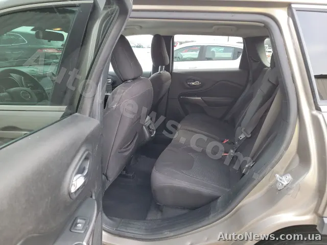2019 Jeep Cherokee — zdjęcie 13 (manheim)