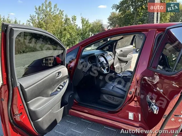 2022 Nissan Leaf, VIN 1N4BZ1CV6NC561391 — zdjęcie 10 (autoria)