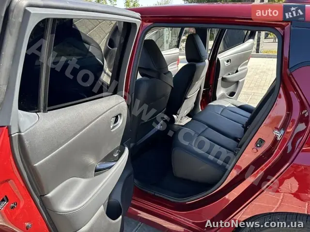 2022 Nissan Leaf, VIN 1N4BZ1CV6NC561391 — zdjęcie 11 (autoria)