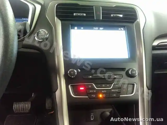 2016 Ford Fusion, VIN 3FA6P0PU1HR268412, nr rej. ВС0557РМ — zdjęcie 4 (manheim)