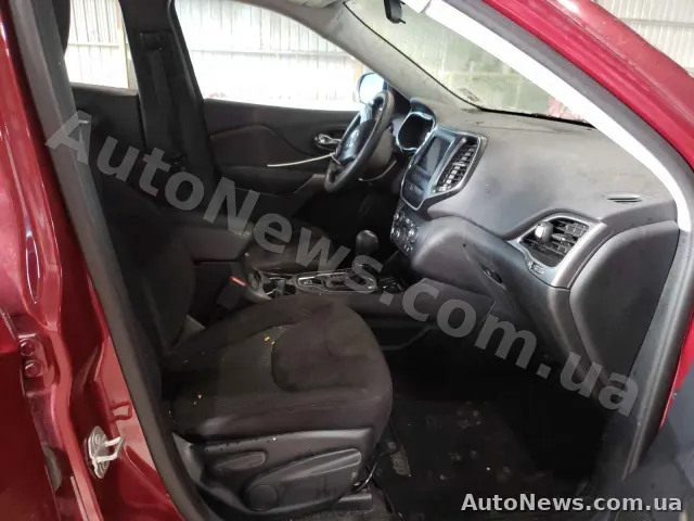 2019 Jeep Cherokee — photo 5 (copart)