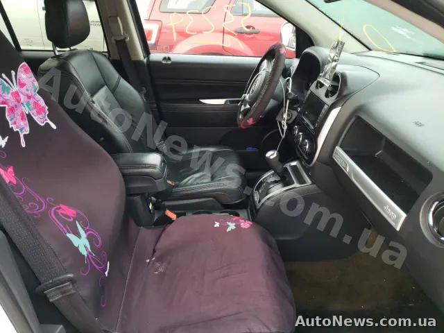 2016 Jeep Compass — photo 5 (copart)