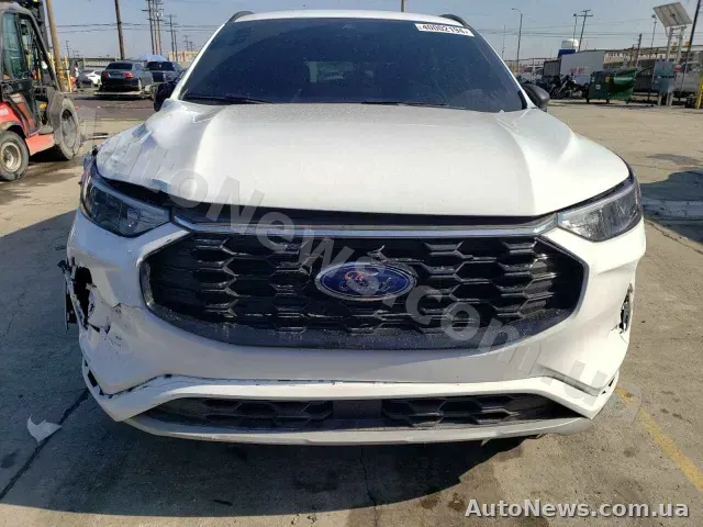 2023 Ford Escape ST, VIN 1FMCU0MN7PUA62355, держномер АМ7138НТ — фото 31 (copart)