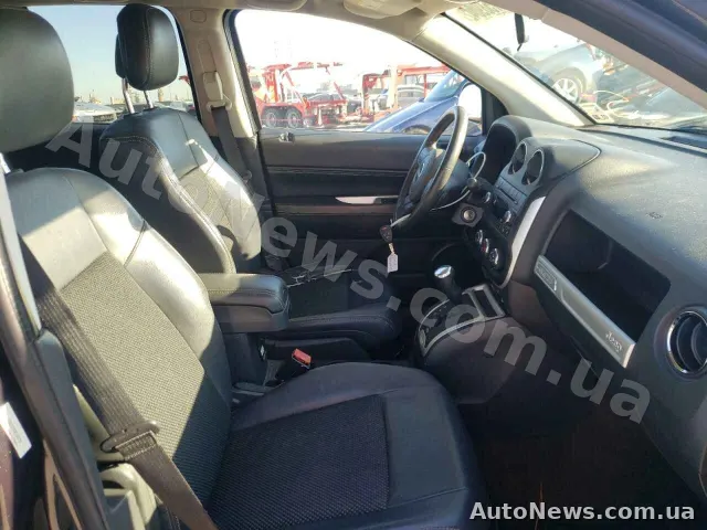 2013 Jeep Compass, VIN 1C4NJCEA0ED645768, nr rej. АЕ4927ХА — zdjęcie 5 (copart)