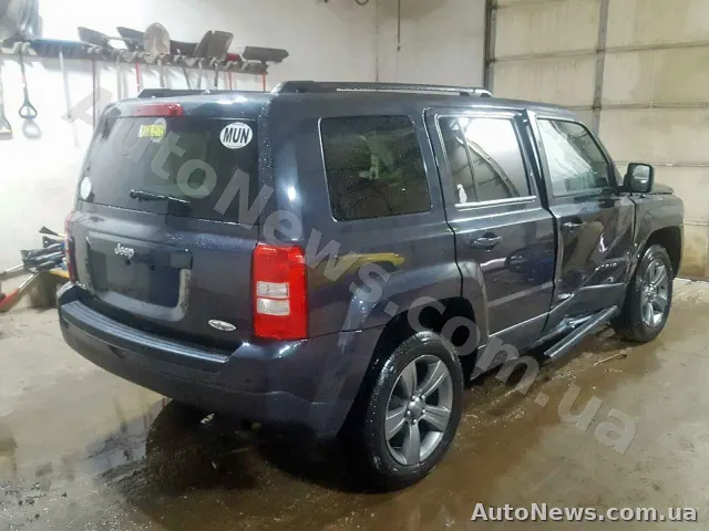2015 Jeep Patriot LA — photo 4 (copart)