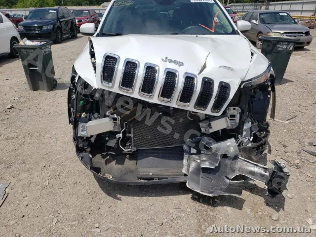 2018 Jeep Cherokee — фото 9 (copart)
