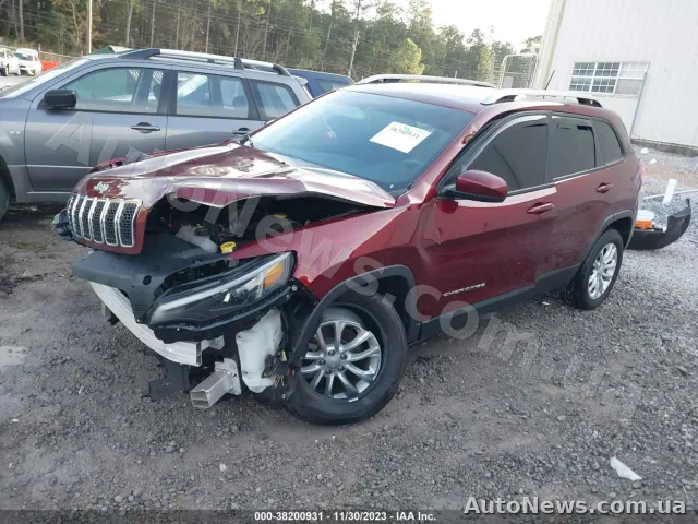 2021 Jeep Cherokee — фото 2 (iaai)