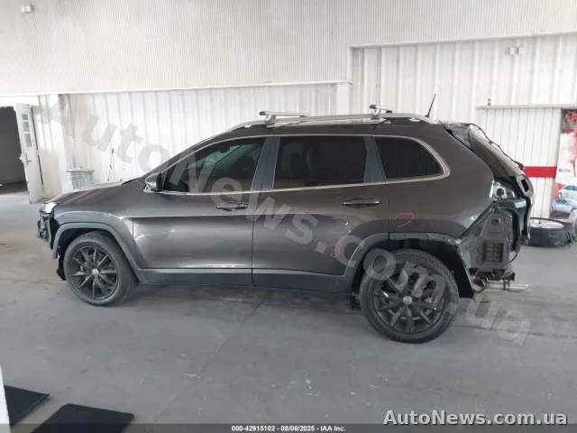 2015 Jeep Cherokee, VIN 1C4PJLDB7GW143933, госномер ВС5902ХЕ — фото 15 (iaai)