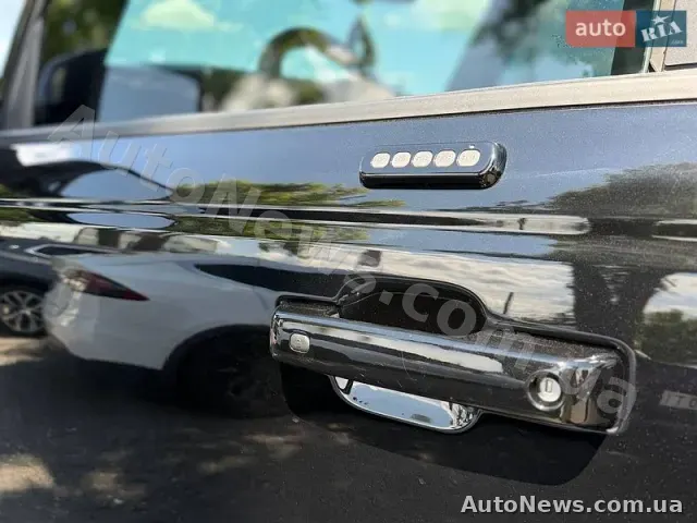 2023 Ford Bronco, VIN 1FMDE5BH8PLB87446 — фото 52 (autoria)