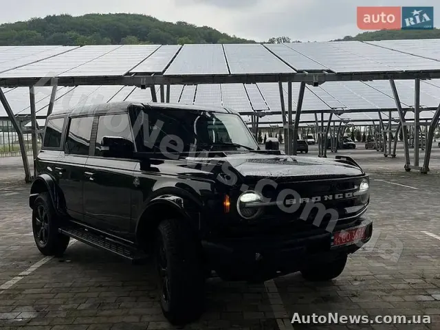 2023 Ford Bronco, VIN 1FMDE5BH8PLB87446 — фото 9 (autoria)