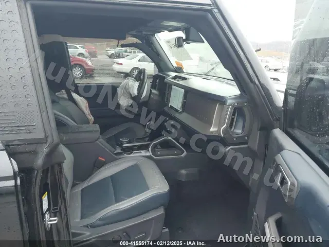 2023 Ford Bronco, VIN 1FMDE5BH8PLB87446 — фото 25 (iaai)