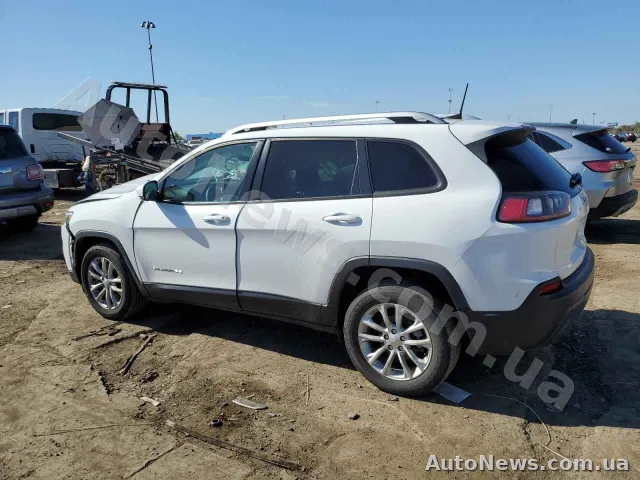 2021 Jeep Cherokee — фото 2 (copart)