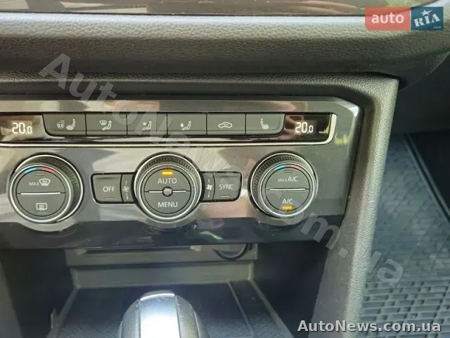 2021 Volkswagen Tiguan, VIN 3VV2B7AX7MM072647 — фото 16 (autoria)