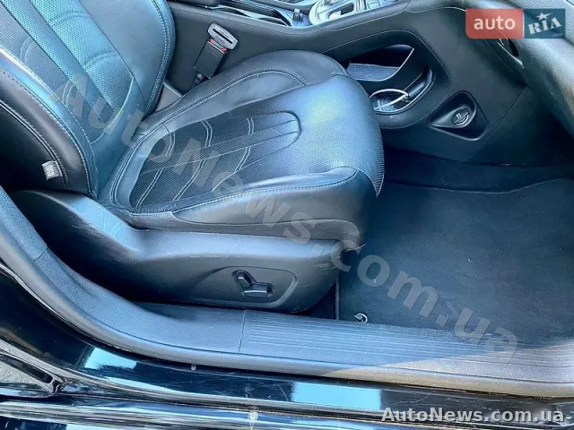 2014 Chrysler 200 — photo 18 (autoria)