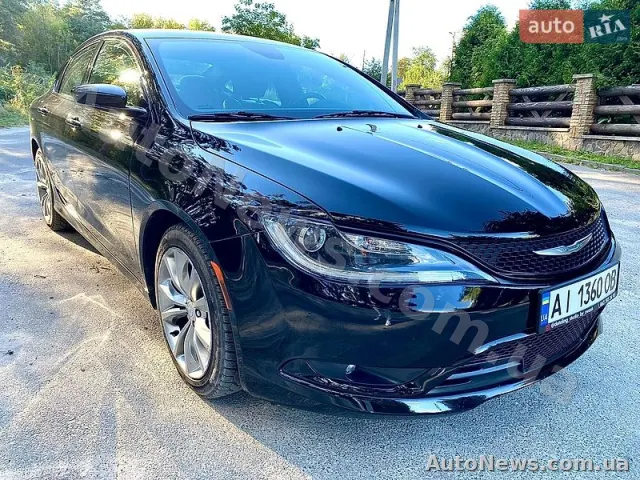 2014 Chrysler 200 — photo 5 (autoria)