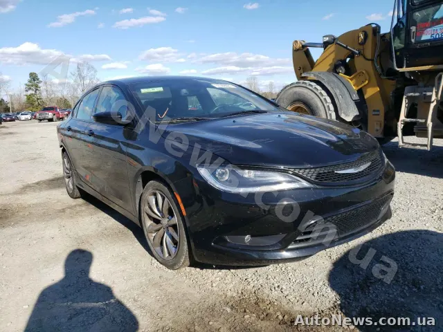 2015 Chrysler 200 — photo 1 (copart)