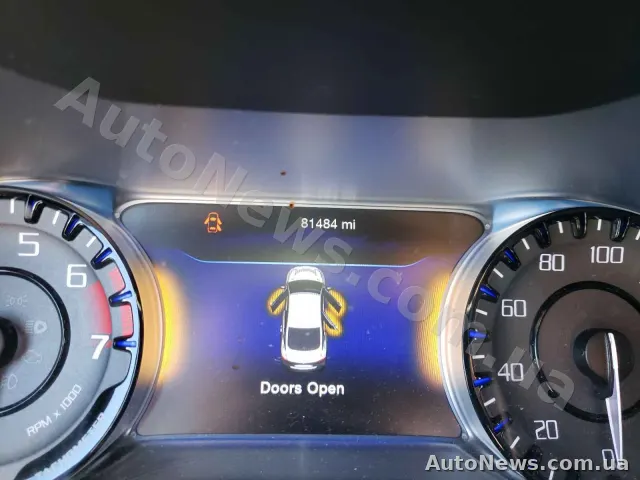 2015 Chrysler 200 — photo 8 (copart)