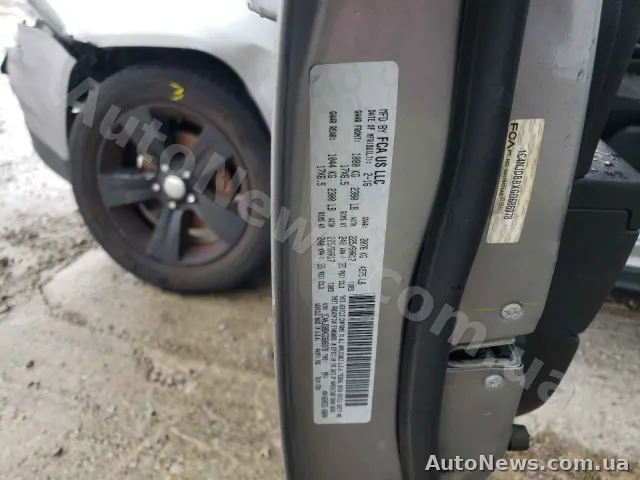 2016 Jeep Compass — photo 10 (copart)