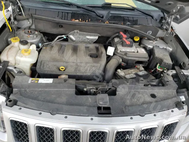 2016 Jeep Compass — photo 7 (copart)