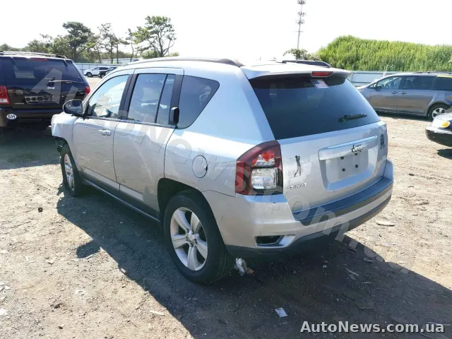 2016 Jeep Compass — фото 3 (copart)
