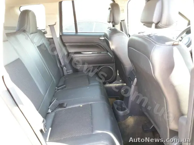 2016 Jeep Compass — фото 6 (copart)