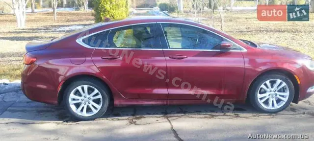 2015 Chrysler 200, VIN 1C3CCCAB7FN685541, госномер ВК8084ІА — фото 5 (autoria)