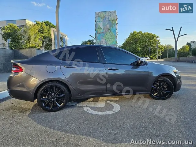 2016 Dodge Dart — photo 7 (autoria)