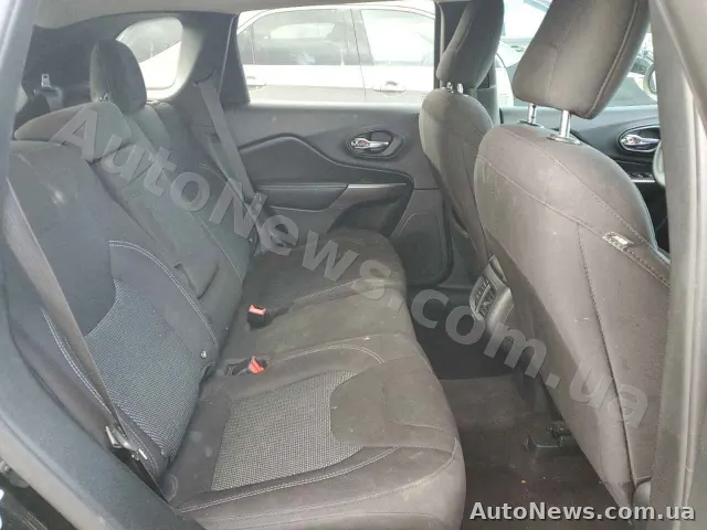 2018 Jeep Grand Cher, VIN 1C4PJLCB5KD178234, nr rej. СВ0819ЕХ — zdjęcie 11 (copart)
