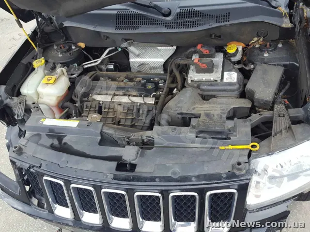 2012 Jeep Compass — zdjęcie 7 (copart)