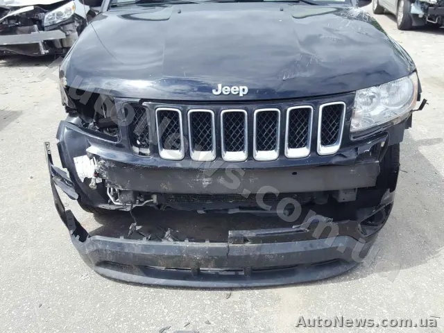 2012 Jeep Compass — zdjęcie 9 (copart)