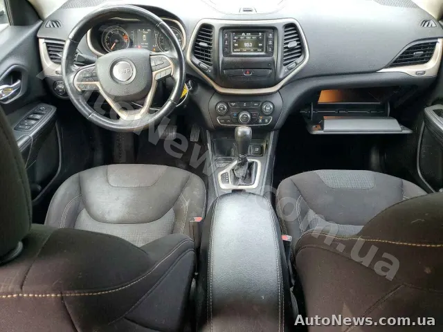 2017 Jeep Grand Cher — zdjęcie 8 (copart)