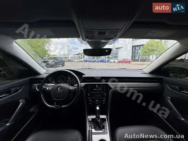 2020 Volkswagen Passat, VIN 1VWSA7A36LC023256, держномер КА4001РЕ — фото 12 (autoria)