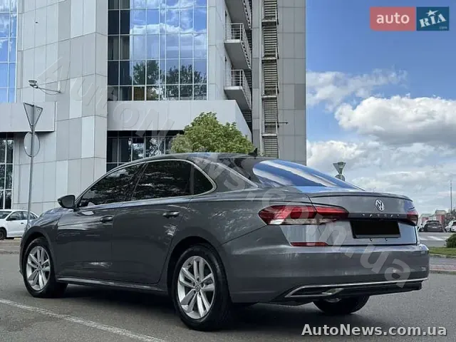 2020 Volkswagen Passat, VIN 1VWSA7A36LC023256, держномер КА4001РЕ — фото 8 (autoria)