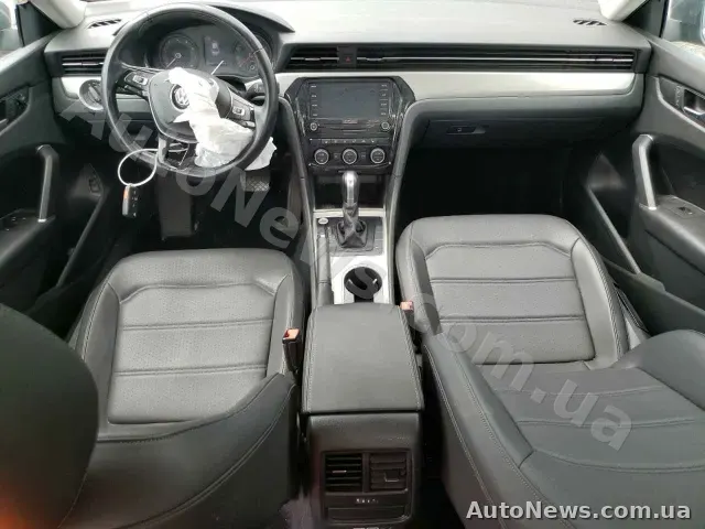 2020 Volkswagen Passat, VIN 1VWSA7A36LC023256, держномер КА4001РЕ — фото 21 (copart)
