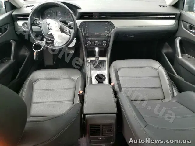 2020 Volkswagen Passat, VIN 1VWSA7A36LC023256, держномер КА4001РЕ — фото 8 (copart)