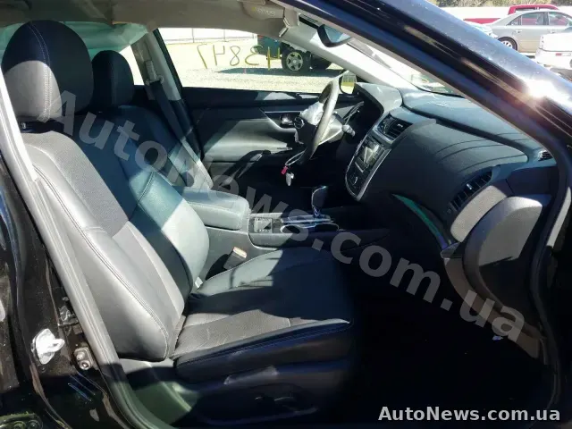 2017 Nissan Altima, VIN 1N4AL3AP4HC478527, nr rej. ВН9868ТН — zdjęcie 5 (copart)