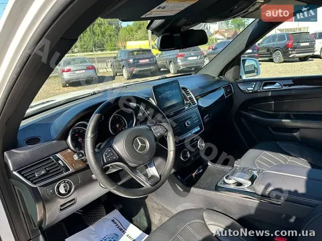 2017 Mercedes-Benz GLS 450, VIN 4JGDF6EEXHA927399 — фото 16 (autoria)