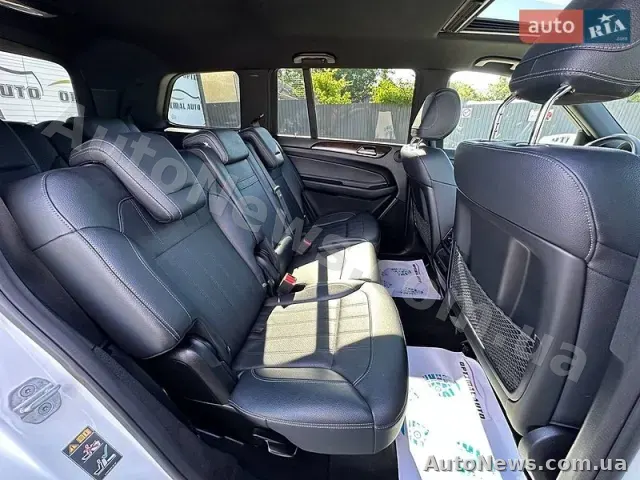 2017 Mercedes-Benz GLS 450, VIN 4JGDF6EEXHA927399 — фото 26 (autoria)