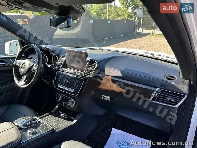 2017 Mercedes-Benz GLS 450, VIN 4JGDF6EEXHA927399 — фото 27 (autoria)