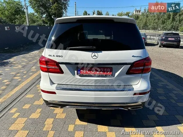 2017 Mercedes-Benz GLS 450, VIN 4JGDF6EEXHA927399 — фото 9 (autoria)