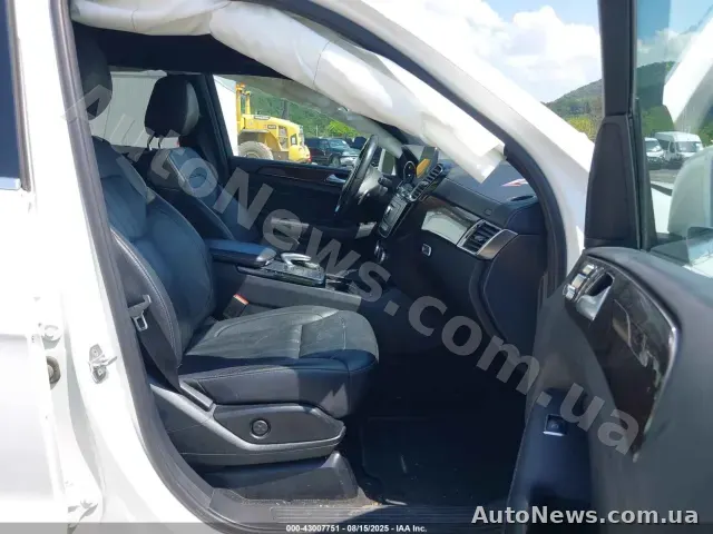 2017 Mercedes-Benz GLS 450, VIN 4JGDF6EEXHA927399 — фото 21 (iaai)