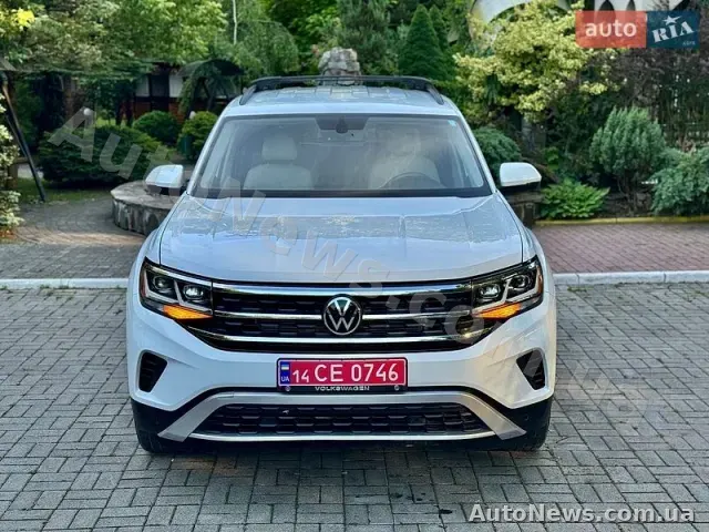 2022 Volkswagen Atlas, VIN 1V2HR2CA6NC513542 — фото 12 (autoria)