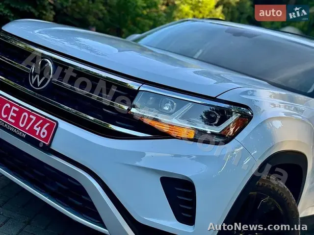 2022 Volkswagen Atlas, VIN 1V2HR2CA6NC513542 — фото 14 (autoria)