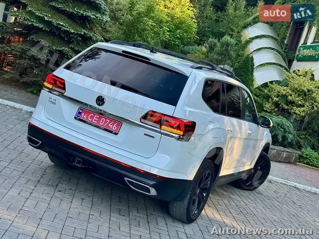 2022 Volkswagen Atlas, VIN 1V2HR2CA6NC513542 — фото 22 (autoria)