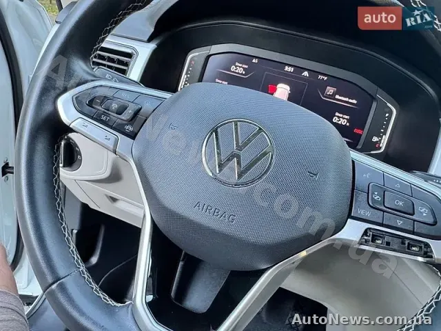 2022 Volkswagen Atlas, VIN 1V2HR2CA6NC513542 — фото 60 (autoria)