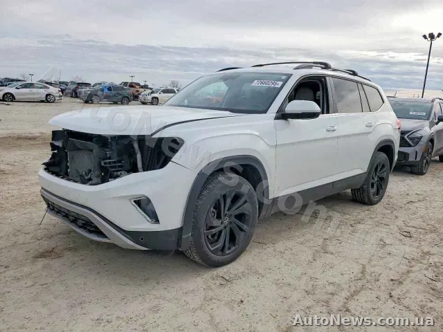 2022 Volkswagen Atlas, VIN 1V2HR2CA6NC513542 — фото 1 (copart)